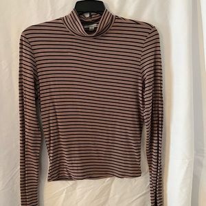 Never worn! Charlotte Russe Stripped, medium long sleeve crop top!